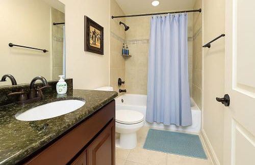 Shop, Soak &Sleep Galleria 3BR Retreat Private Jacuzzi - Foto 9