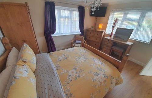 Sherwood Bungalow 3 Bedroom Entire Property - Foto 7