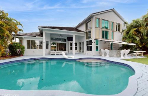 Luxury House with Movie Theater - Foto 25