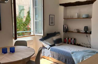 Biot - Place des Arcades - Foto 9