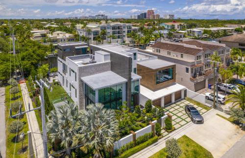Three Story Waterfront Villa with Basketball and Mini Golf - Foto 65