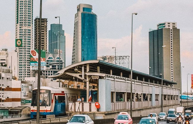 Bangkok Street Art et Cuisine – Visite à Pied d'une Demi-Journée - Photo 4