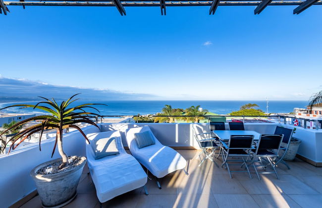 PENTHOUSE 230m2 ON THE SEA - Photo 38