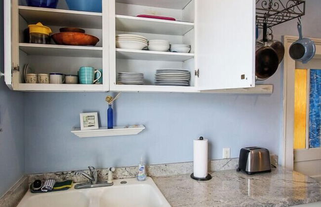 Artist's House Upper Apt Walk to Forsyth - Photo 68