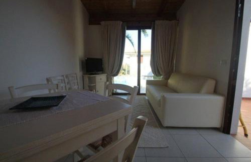 VILLA GILDA CON DEPANDACE PISCINA e GIARDINO - Photo 15