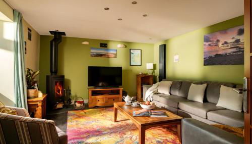 The Coach House - Photo 2