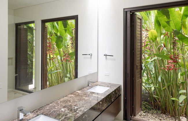 w Amazing 4BR Villa at Mesa de Yeguas - Photo 12