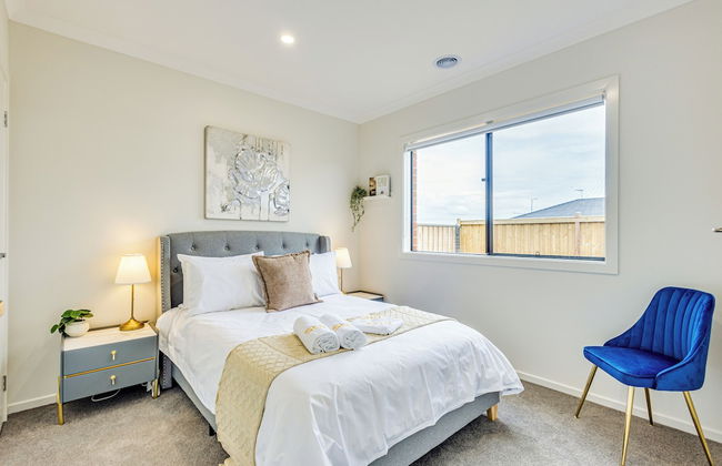 StayAU Charming 4BR Retreat Wyndham Vale - Foto 22