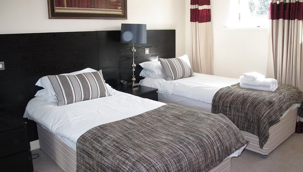 Churchill Two Bedroom Apartments with Free Parking and The Minster view - Foto 5, Badezimmer