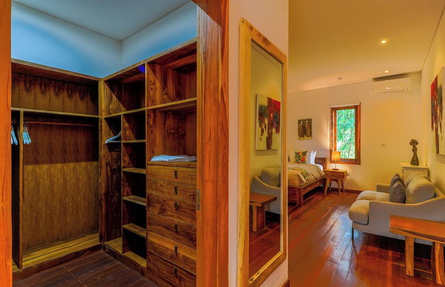 Paradise Garage Komodo Villa - Foto 1