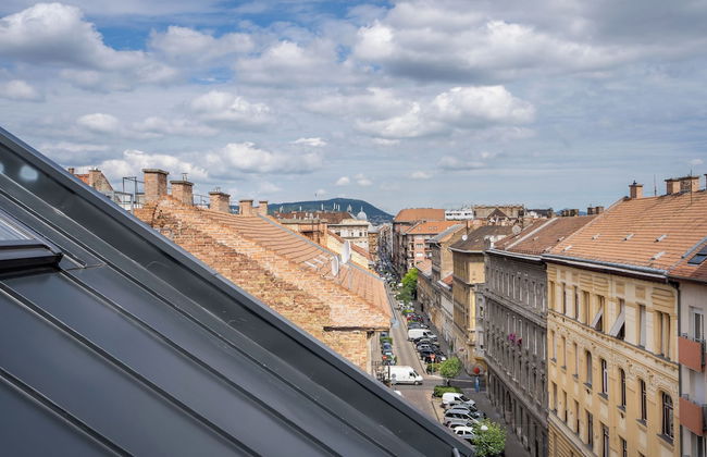 The Rose Garden Apartments - Photo 65