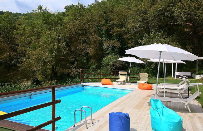 Spacious Villa With Pool in Fabriano Italy - Foto 47
