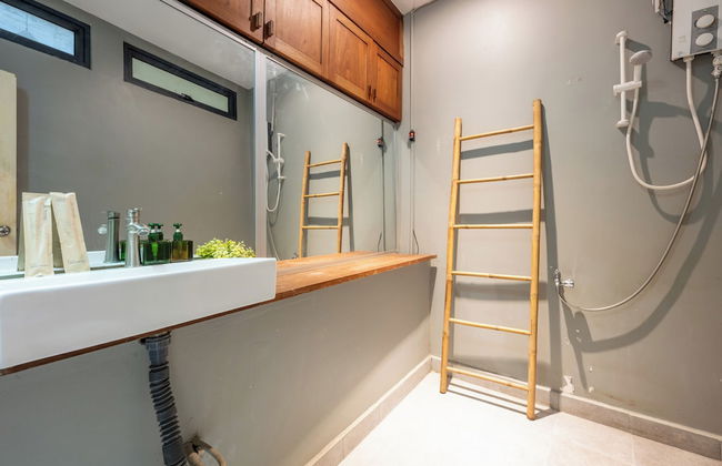 Lofty Comfort Stay-Relax by Soben Home - Photo 19