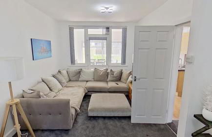 Stylish 3-Bed house NEC-JLR-Airport-HS2-Driveway - Foto 7