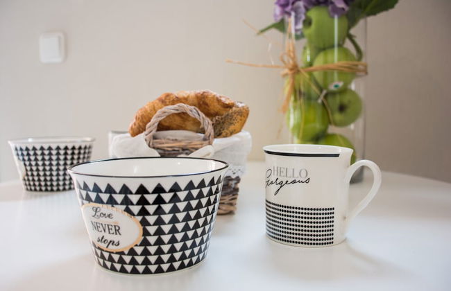 Windmill Apartments 2 - Photo 17