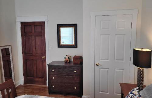 The Glarum House - Gorgeous Historic Home & AC! - Foto 20