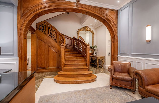 Chesham Court - Photo 4