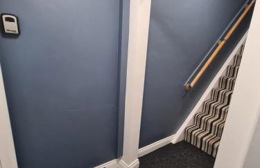 Modern River View Mytholmroyd Apartment - Photo 20