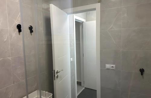 Mediterranean Breeze - Photo 8