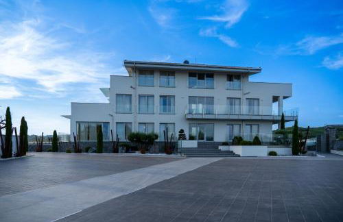 Alba Bra Royal Apartments - 2 - Photo 3