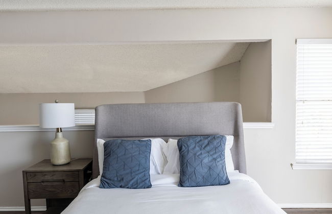 Landing Grand Prairie - Photo 9