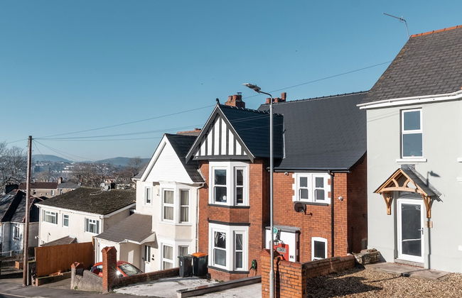 Kensington Place - 4 Bedroom Home w Free Parking - Photo 58