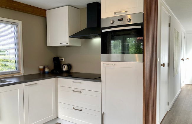 4 Pers House Cecil With own Fishing Spot on a Dutch Chanel - Foto 6