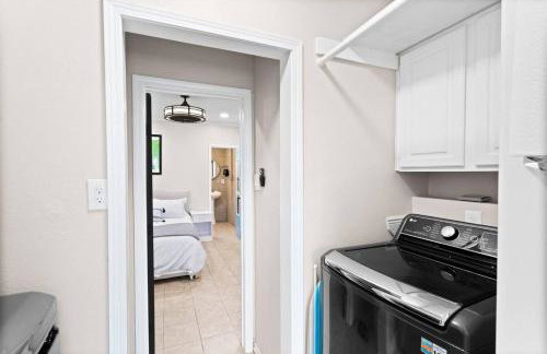 The Corniest Property in Texas ♥ 4 BR ♥ 1/4 Acre ♥ - Foto 41