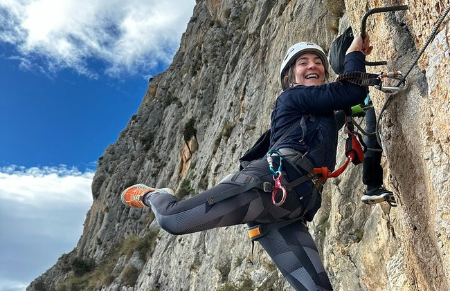 Experiencia de Escalada de Medio Día en Vía Ferrata del Ponoig - Foto 19