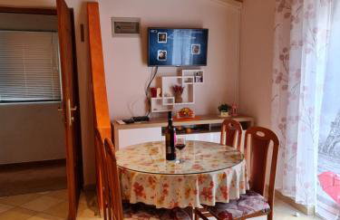 Diana Apartman - Photo 8