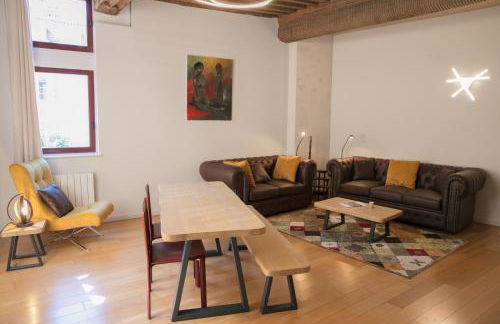 Spacieux appartement, A-mi-chemin, au coeur de Tournus - Foto 6