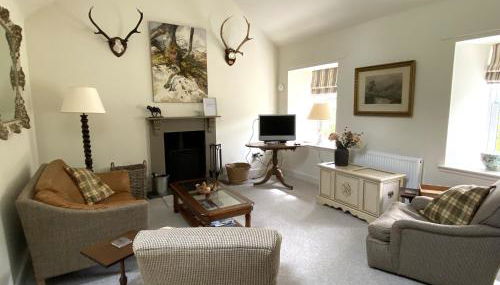 Riverside Cottage, Bridge of Balgie, Glenlyon, Perthshire - Foto 4