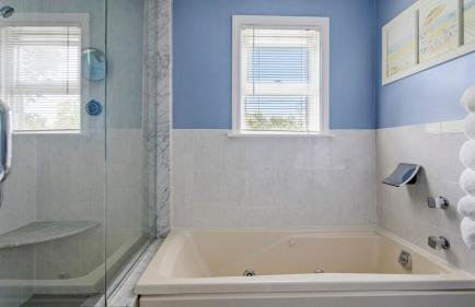 Newport Beach House with Huge Yard - Foto 31