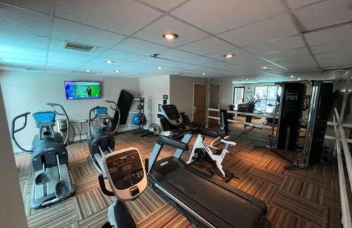 MT CB Mountain Side with King Bed, Hot Tub, Pool & Kitchen! - Foto 21