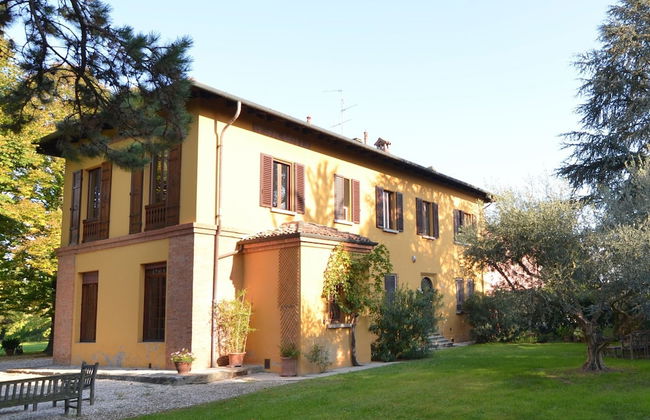 Furry Frinds With Family Home - Photo 33