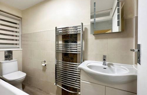 Fabulous Fiery Flat w body shower - Tylorstown - Foto 24