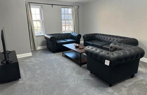 3 Bedroom Apartment City Centre - Photo 2