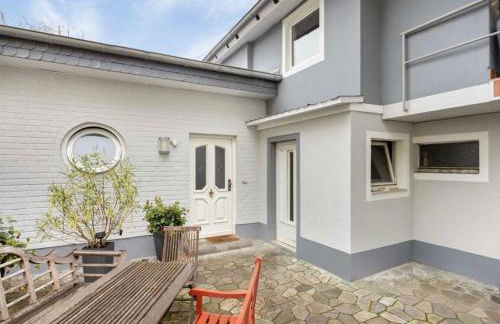 Comfort in Hürth with pool and fireplace - Foto 14