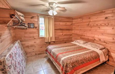 Charming Four-Bedroom Cabin Rental near Long Lake in Aroostook County, Maine - Foto 15