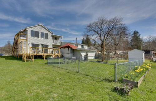 Scenic Home on the Delaware River, Pet-Friendly! - Photo 26