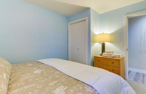 Walk to Ski Lift Spacious Condo in West Dover! - Photo 14