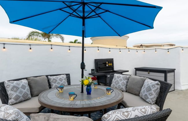 Ocean Front Penthouse Pool Sleeps 8 People - Foto 34