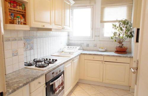 GRAND PARIS, private parking, balcony and metro, 24 hours self checking - Foto 19