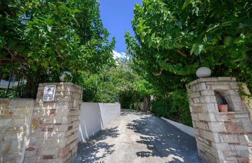 Small Villa Gerani - Photo 26