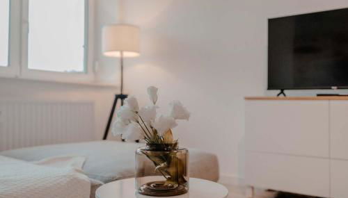 Apartment mit Küche, Arbeitsplatz und XXL Sofa - Foto 2