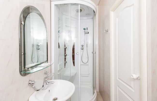 VIZIT Guesthouse - Photo 37