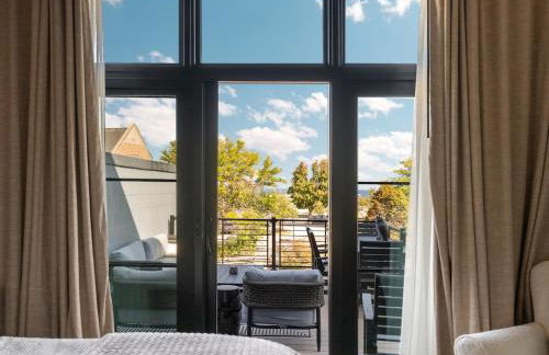 Luxury TC Loft: Historic Condo! - Foto 61