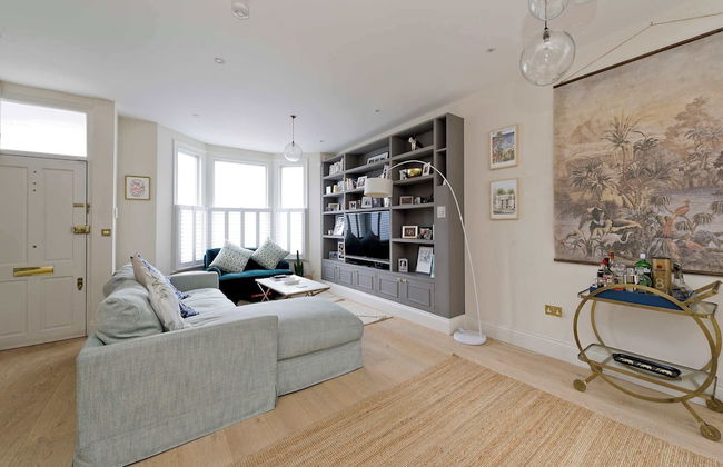 Central London 4BR Queens Park Family Home With Garden - Foto 2