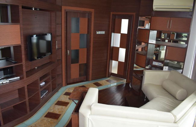 KLCC Parkview Residence Suites - Photo 25