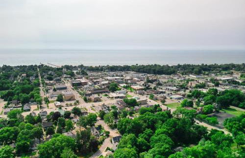 South Haven Getaway -Close to Beach & Town - Foto 53